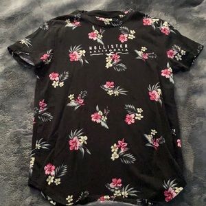 Hollister T-Shirt